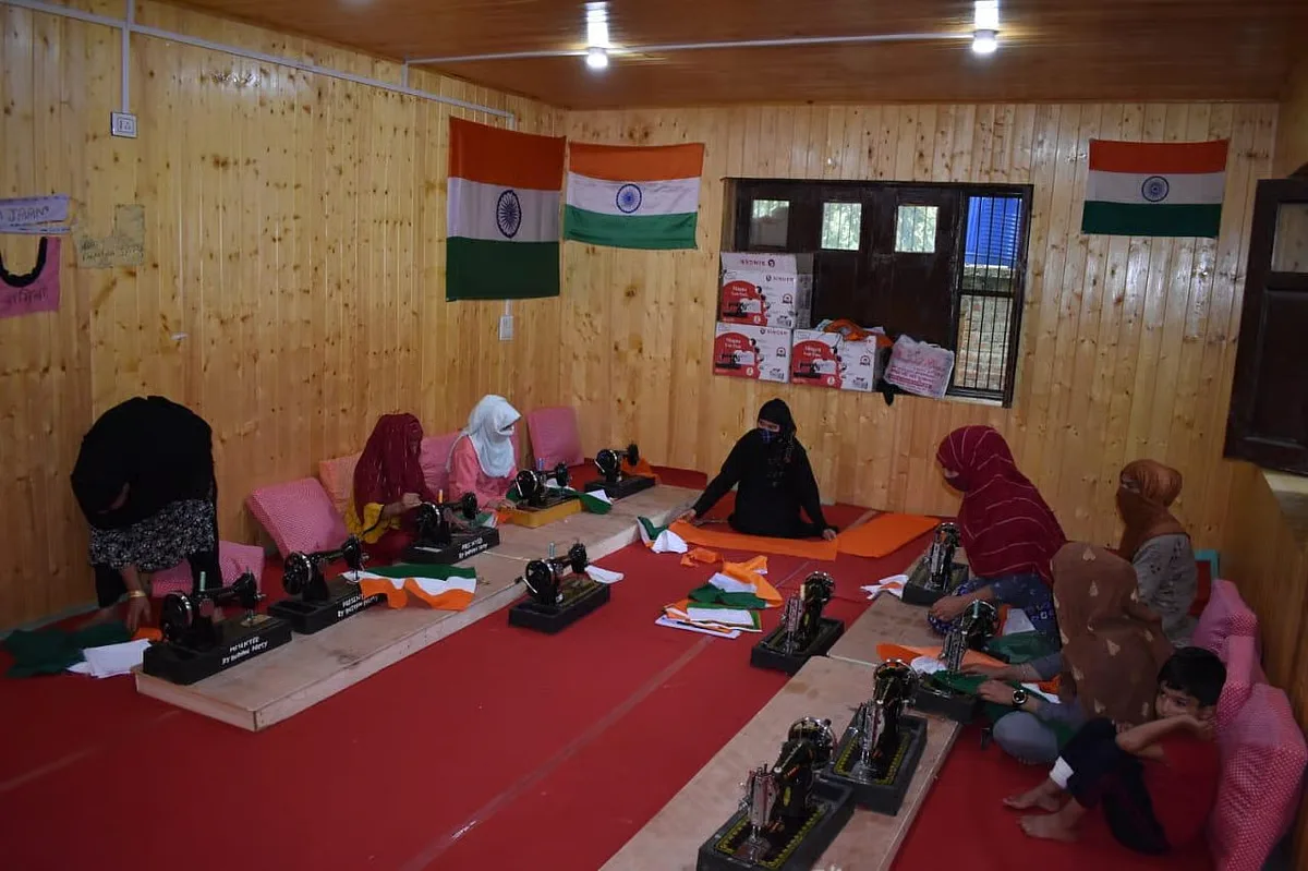 Jameela Begum and the Flag Women of Kupwara