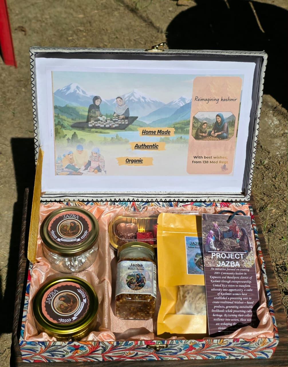 Jazba walnut products gift hamper